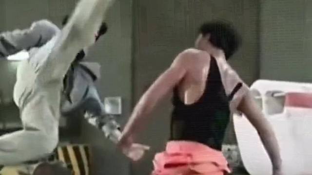 10秒钟学会连环旋风踢 #拳击 #格斗 #防身术 #日常训练 #干货教学 