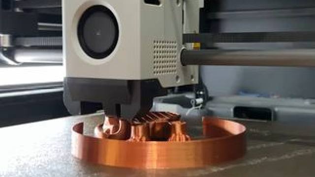 砖家没话说了，我不信你能找出它的危险之处 #3d打印  #玩个很新的东西