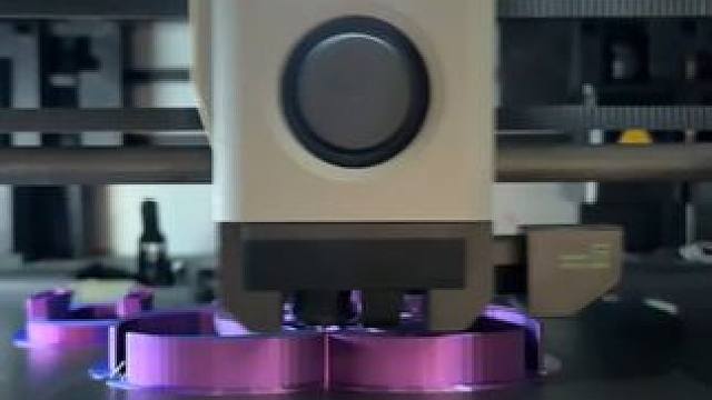 没有男生会拒绝这么酷的伸缩刀吧~ #3d打印 #有男生会拒绝这个玩具吗 #玩个很新的东西