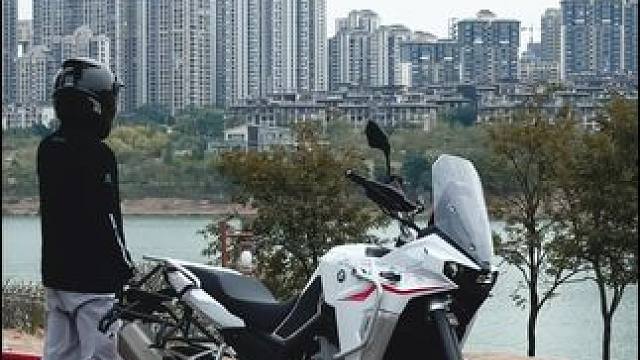 今年没看完的风景明年继续！ #凯越800x #每个男人都有一个机车梦 #风景在路上