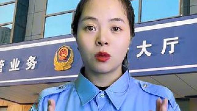 不要流量，无需插卡，车上有USB即可插电使用，车速，语音播报，真的太方便了。