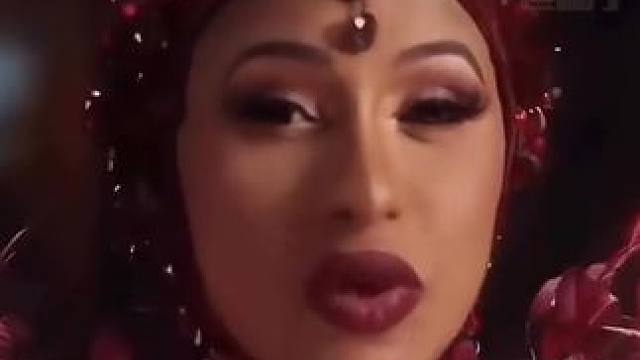 送给大家的新年祝福~#cardib #2025 #新年快乐