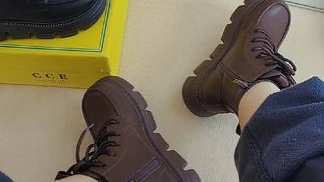 #软底软面穿上超舒服 #好鞋推荐 #好穿不累脚 #好穿又好搭 #马丁靴短靴