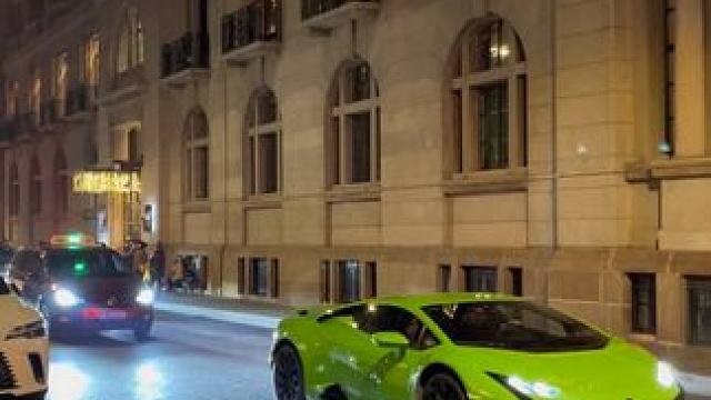 多挣钱，少生气，生活玩的就是人民币#跨年夜 #兰博基尼#上海