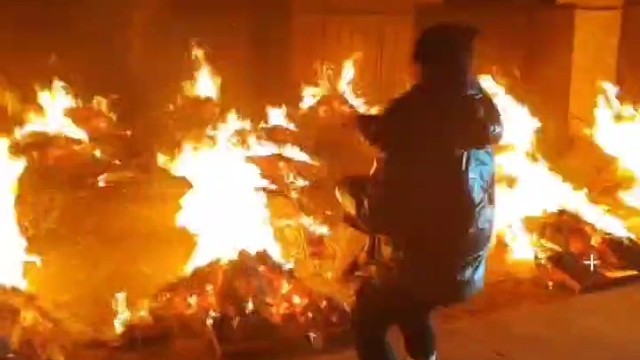 被身后老板支配的一天