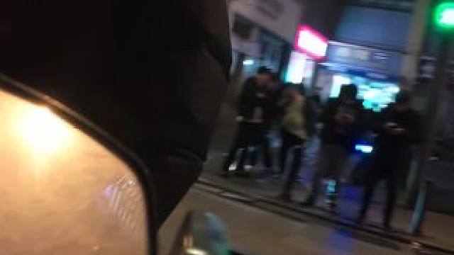 跨年倒计时你是心高气傲，跨年结束走 10 公里打车你是生死难料！