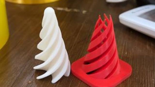 被这个雪糕筒硬控了一整天~ #解压 #玩个很新的东西