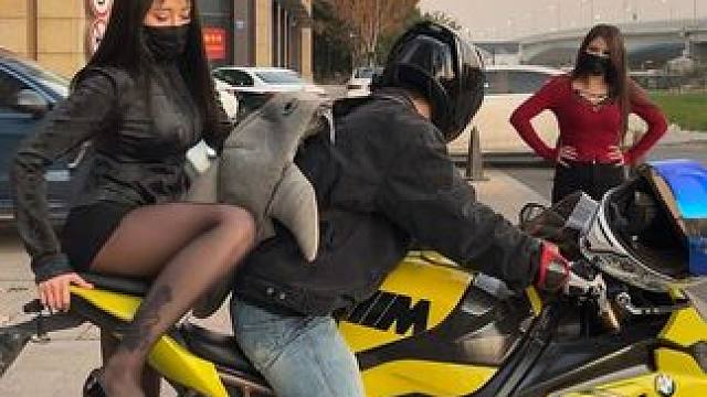 缘为冰，冰化了，缘分也没了 #机车 #宝马s1000rr