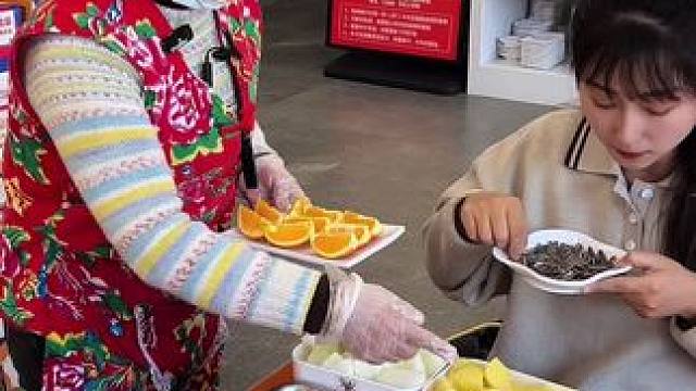 大润发斜对面的黑土风情铁锅炖还有谁没吃过的！浓油赤酱的香得嘞 #人间烟火 #铁锅炖 #东北特色