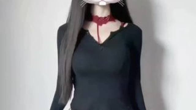 新年第一舞
#慢摇
#黑长直  
#inmyfeeling 
#扭一扭
#穿搭