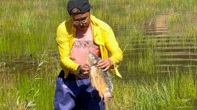 #户外捕鱼 #好大一条鱼