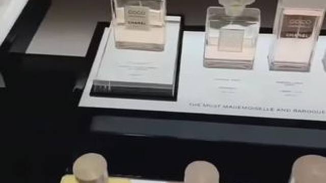 #每一种生活都值得被记录 #人的一生总要不断的经历相遇和离别 #你要适应这个世界所有温度 #男孩子花