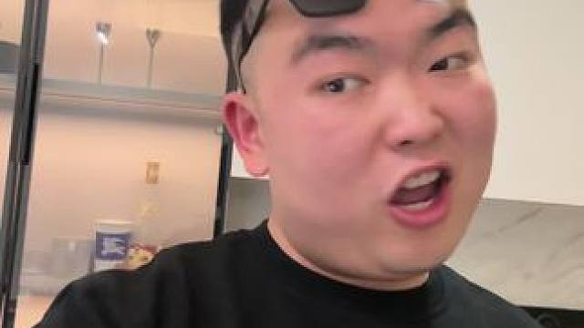 《当你长的像女明星》 #一人分饰多角 #鲍鲍 #毛女女 #女明星 #情绪价值