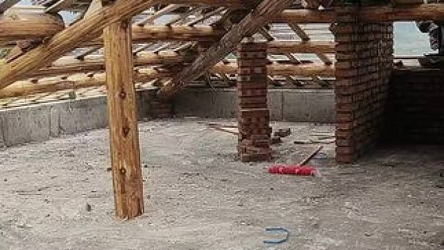 专业换瓦！别墅盖瓦！#旧房翻新瓦片 #农村建房专用瓦 #上热门