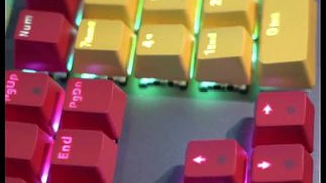 今天带你们来一家超棒的店，就是这家竞潮玩。他们家现在推出了一个特别划算的套餐，原价130元的独立空调