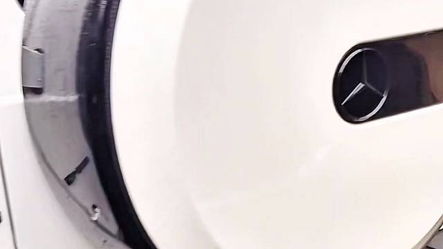 奔驰大G 迈巴赫安装防拆抗屏蔽全新升级版智能GPS定位防盗系统，开启屏蔽器自动锁车，干扰锁车报警到手