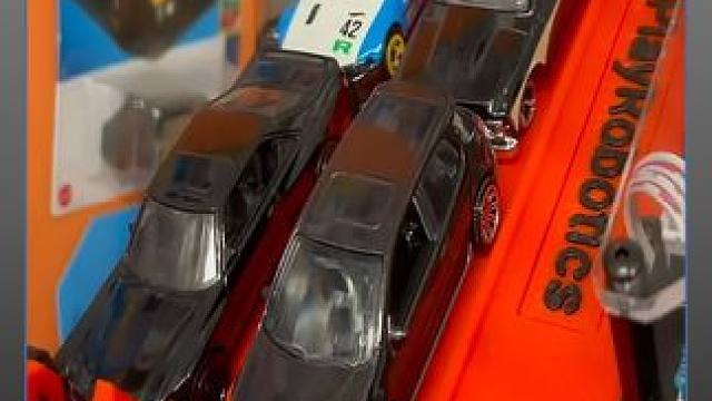 大洋彼岸另一个家“洛圣都”街头比赛#玩具车比赛  #风火轮小车  #比赛解说