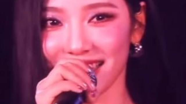 宁艺卓吉赛尔姐妹花 #aespa #宁艺卓 #吉赛尔 #金唱片