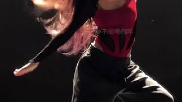 Giselle一出现直接叫MAMA #吉赛尔 #giselle #toxic #mbc #dance