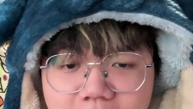 当我搞民办祈月之夜，请了一堆百万coser来当嘉宾时....