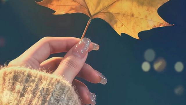 问你个事，这辈子你最后悔的...是什么...