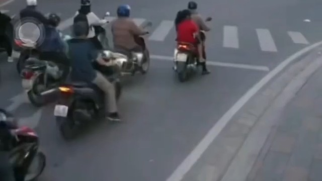 老公就感觉不到，媳妇还没坐上吗[捂脸]