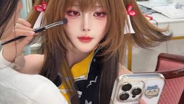 化妆方式又升级了…？