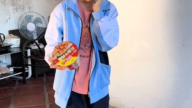 这个留着家里放牛， 再生一个吧[捂脸]