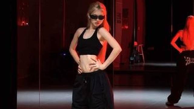 今年的最后一条是likejennie.就这样风风火火跳进2026！