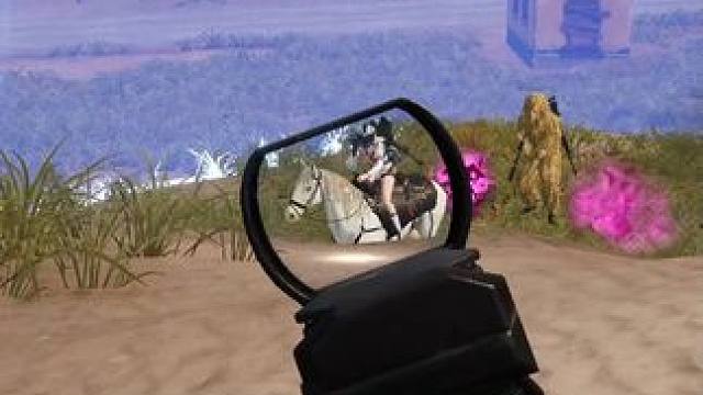 谁能告诉我这波我是咋死了？ #和平精英高清模拟器