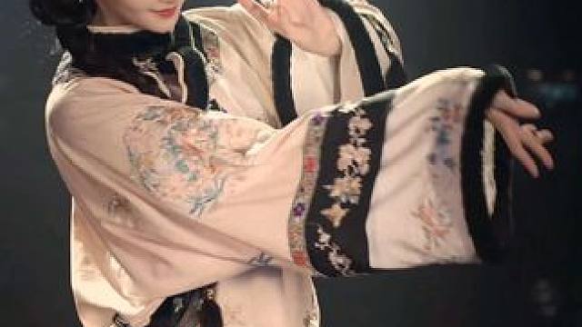 青莲与水多相见山川也羡羡#清别离#清汉女#氛围感#东方美学