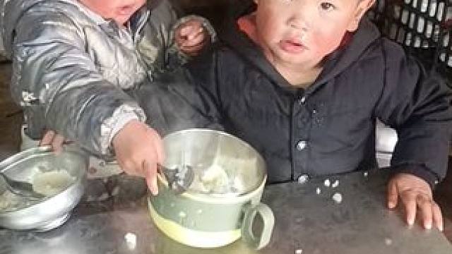 今天煮米线下萝卜吃。#内容启发搜索