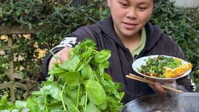 今天做一锅麻辣鱼，配着鲜嫩的豌豆尖吃过瘾 