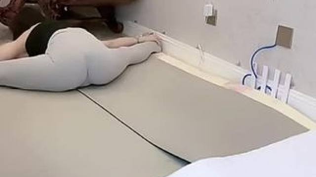 #正常瑜伽动作无不良引导 #辣身材 #每天坚持锻炼会有不一样的收获 #美女瑜伽 #完美身材