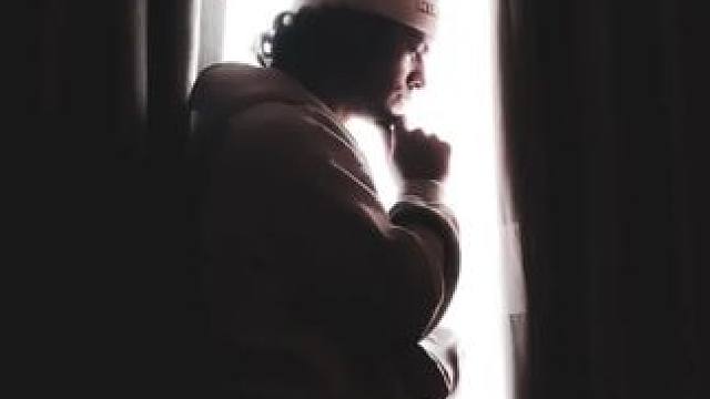 宅家借助窗帘自拍技巧分享 #手机拍照高级技巧 #日常vlog #摄影技巧 #如何拍出高级感照片 #拍