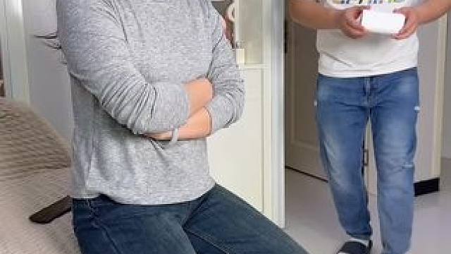 这孩子小小年纪，为了这个家操碎了心！ #笑花小王令 #内容启发搜索