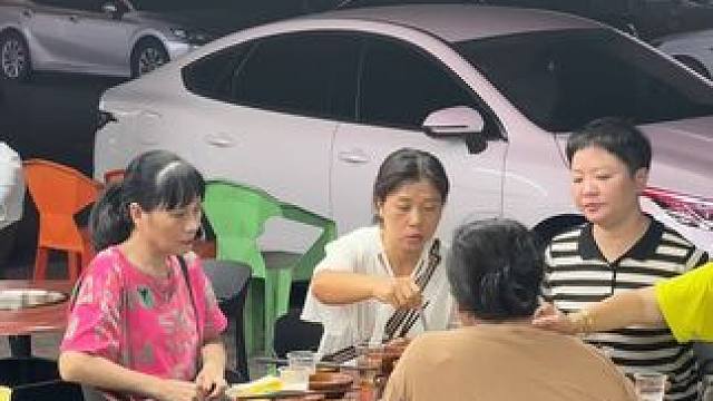 洞氮胡记周中特惠人均只要49！！！我先囤10张 #谁懂这一口的好吃程度 #年终聚餐 