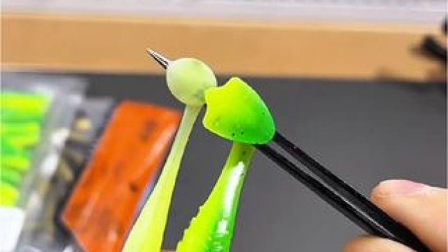 低价鸭蹼T尾 鸭蹼T尾，3.88一包，一包也包邮，买3包送一包，到手整整80条#路亚钓鱼 #路亚软饵