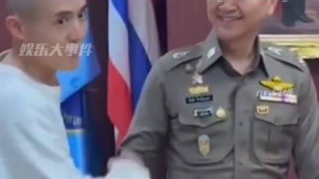 #星星成功获救 星星一出来就用英文说“泰国很安全，还让他用中文再说一遍，泰国真的是怕影响旅游#演员星