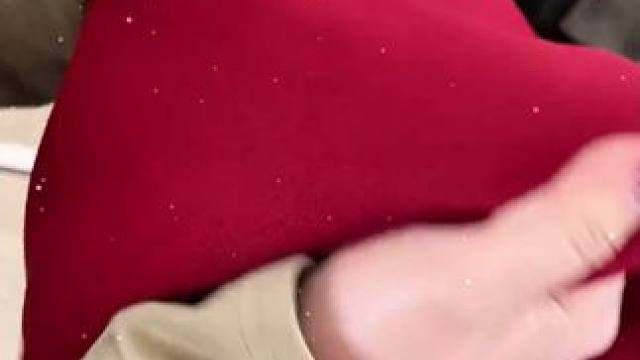 简约好看的小剪刀加绒卫衣，价格不贵又暖和赶紧安排！# 秋冬新款 # 加绒卫衣 # 面料柔软舒适  #