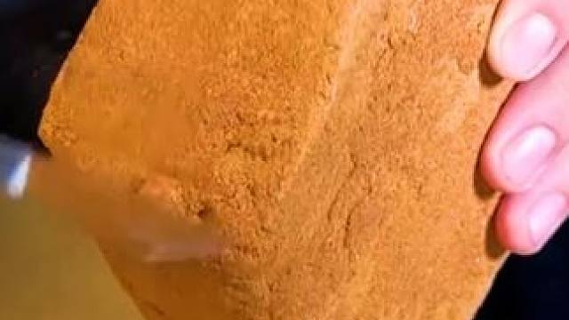 没想到这个看着跟土一样的东西，吃起来还别有滋味#酸枣 #酸枣面