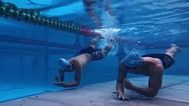 有趣的游泳肺活量训练方法 #游泳打卡 #水下憋气 #爱上自由潜 #肺活量 #游泳