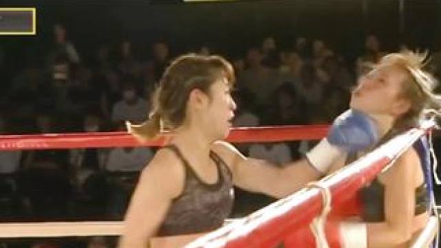 #创作者中心 #创作灵感 #19岁咏春拳女专人2秒六拳暴头对手#ko #格斗 #one冠军赛