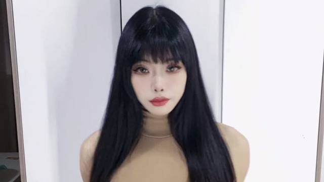 坐姐怀里