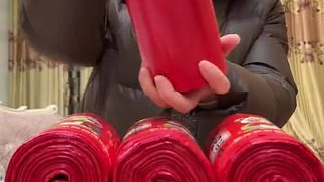 年货节活动来了，新年免撕垃圾袋金蛇图案好喜庆啊，趁活动赶紧冲把 #囤好货过大年 #垃圾袋