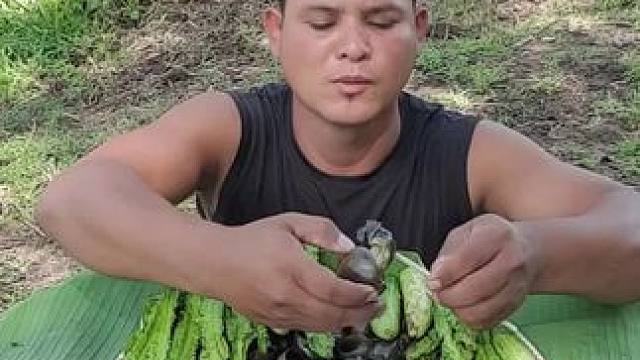 吃田螺#泰国美食 #户外美食