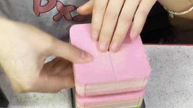 慢点撕吧！毕竟制作一个出来挺难的，呜呜！ #新年礼物  #送孩子  #送恋人  #伴手礼  #3D日