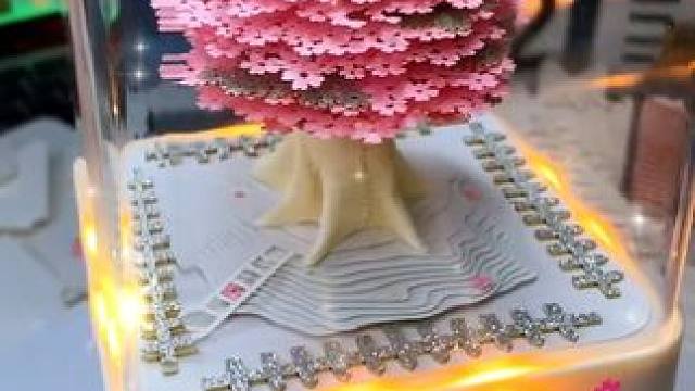 把这个浪漫的大方块送给女朋友真得非常合适！ #工厂实拍视频  #立体纸雕日历   #3D日历  #纸