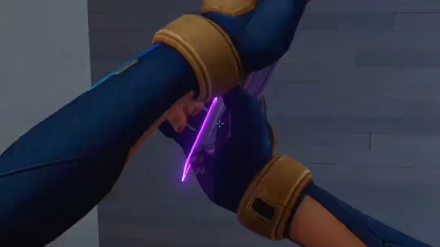 霓虹玩家终于不用俩手空空去跑步了