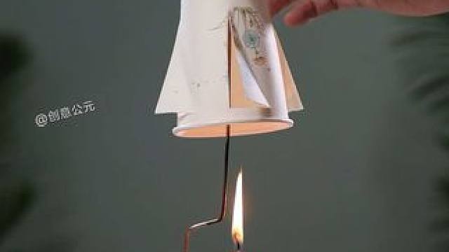 放任孩子玩虚拟的手机游戏，不如陪他多玩这些反映真实现象的科学小实验，激发孩子的好奇心与求知欲，从小种